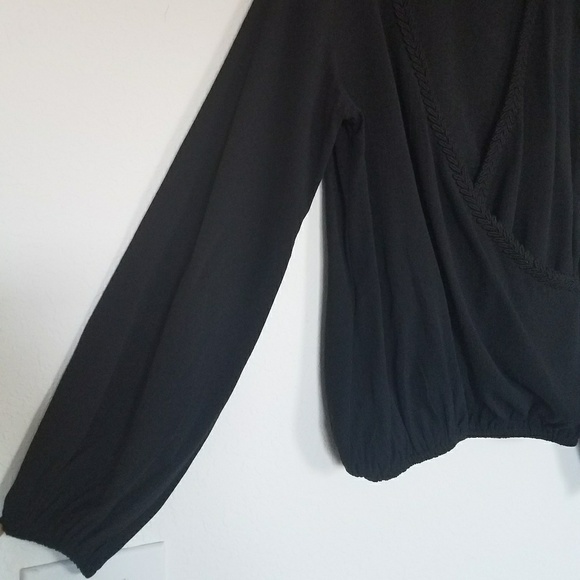 FOR LOVE & LEMONS Surplice Front Long Sleeve Top In Black XS. - Picture 4 of 6